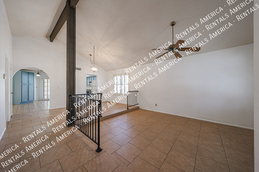 Building Photo - 5006 E Mesquite Wood Ct
