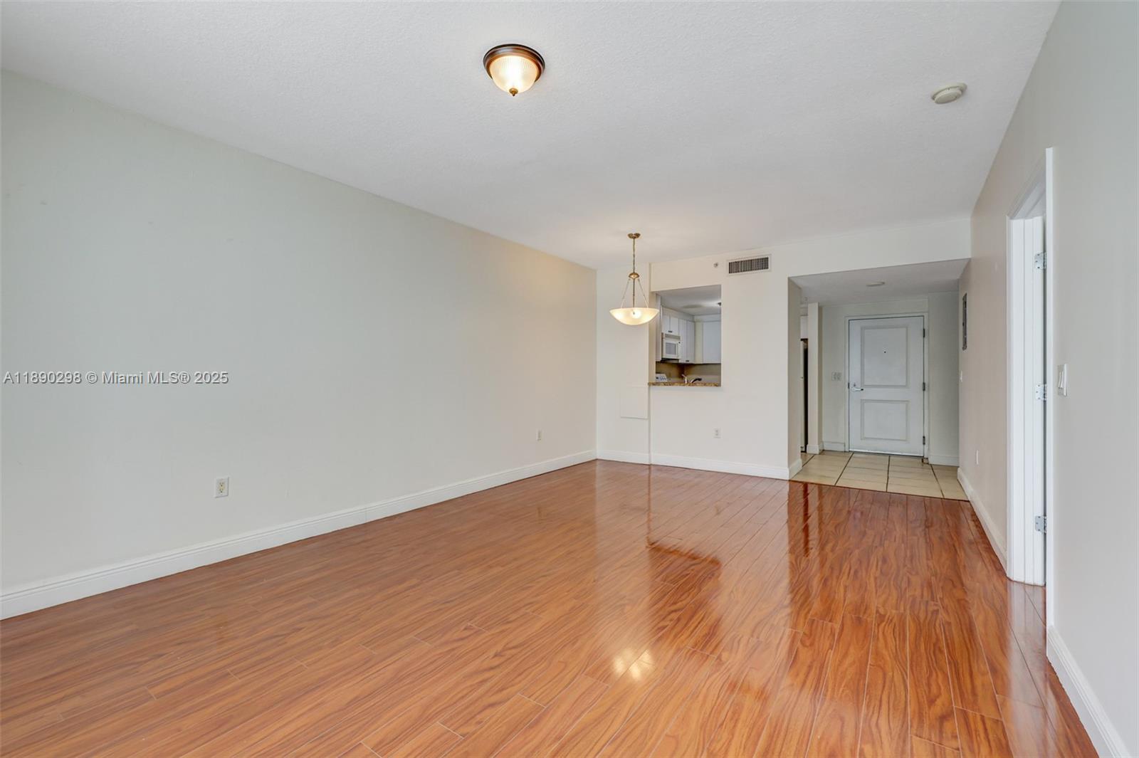 Building Photo - 1250 S Miami Ave