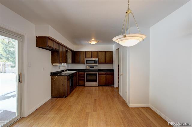 Building Photo - 6233 W Caley Ave