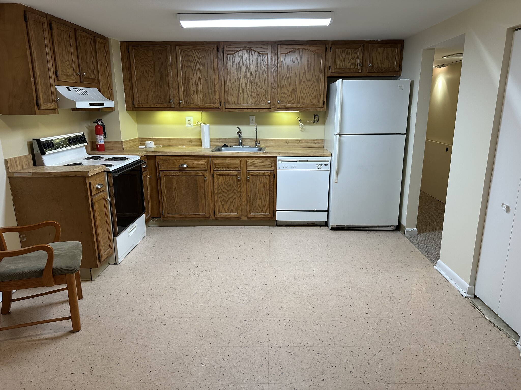 Another view - 1336 Kenyon St NW