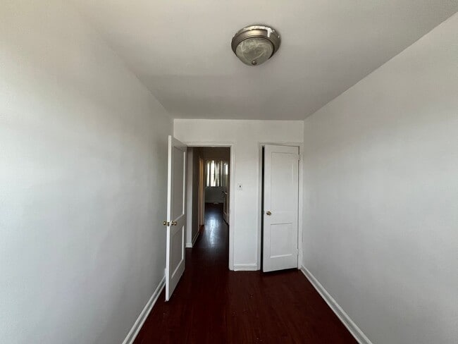 Building Photo - 2248 Disston St