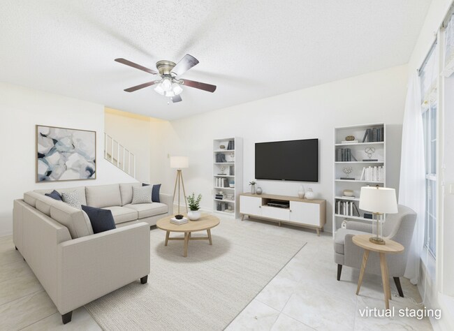 Building Photo - 809 Fox Run Ave