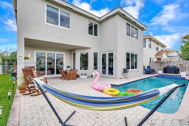 Building Photo - 16373 SW 30th St