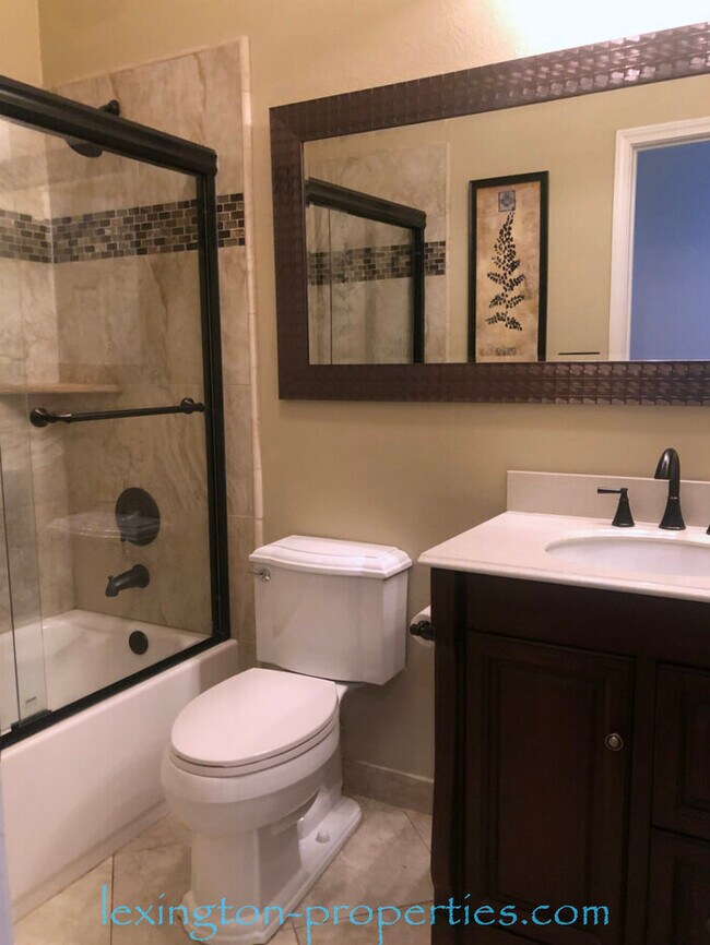 Building Photo - Stunning, 3 Bed, 2 Bath, +Office, Home near Gayaldo Park in Rocklin!