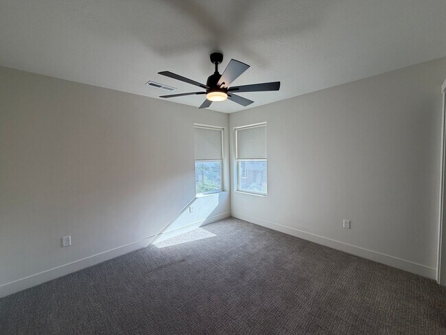 Building Photo - 5515 S Carnelian Pkwy