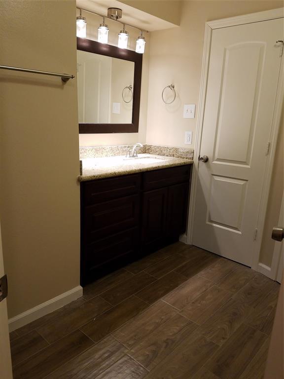 Building Photo - 17811 Smooth Rock Falls Dr