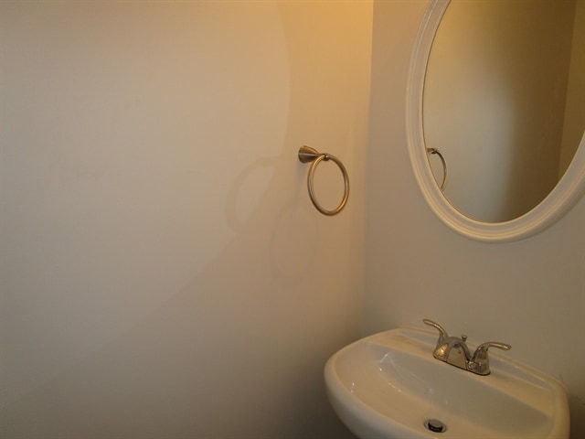 Building Photo - 4913 Bryant Dr