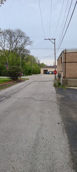 Rear Alley - 18675 Dixie Hwy