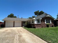Building Photo - 7605 NW 25th Terrace