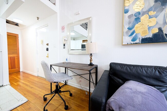 Building Photo - 28-30 West 86th Street-SI ID1031987P