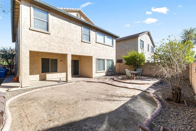 Building Photo - 2535 W Lucia Dr