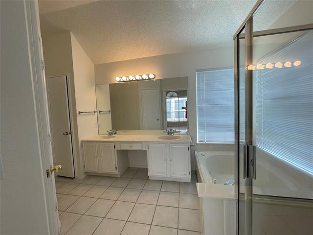 Building Photo - 6004 Cave River Dr