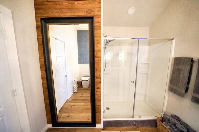 Building Photo - Upgraded Single-Story Home in the Desirable Vista Ridge Subdivision - Realtor Commission: $600