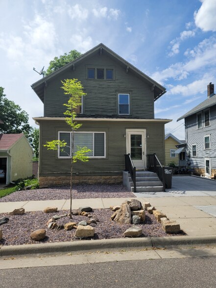 Primary Photo - 426 N 5th St