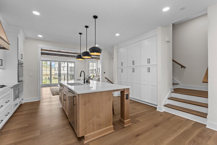 Building Photo - 134 Enclave Dr