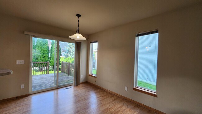 Building Photo - 9412 Briar Haven Dr