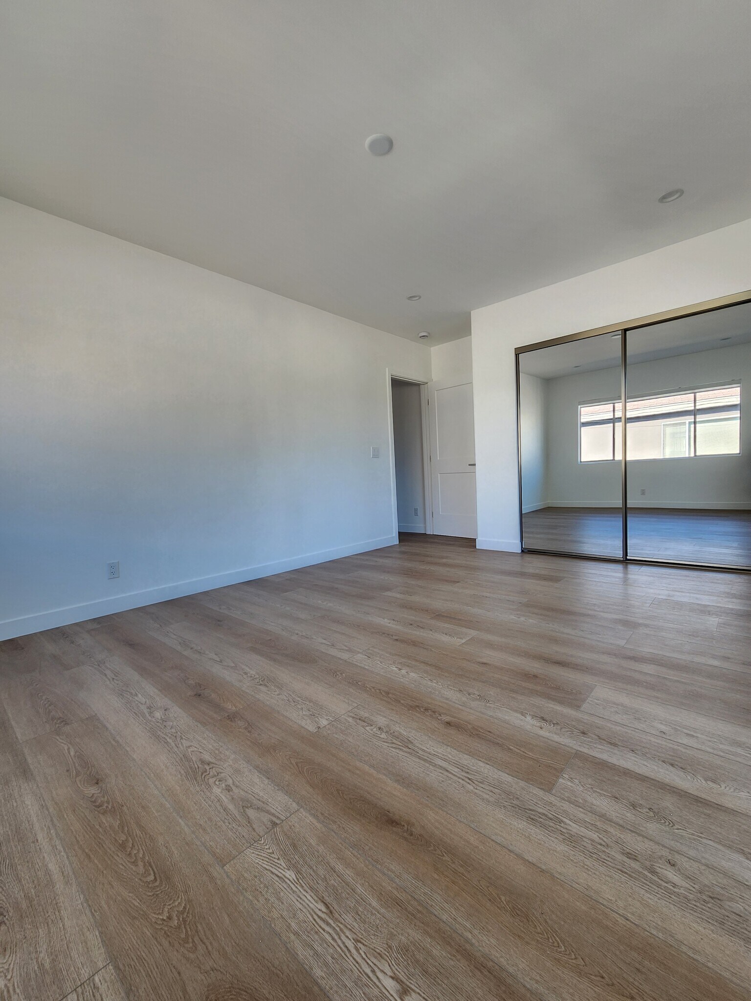 Building Photo - 2336 34th St