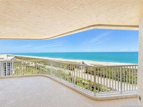 Building Photo - 5051 N Hwy A1A