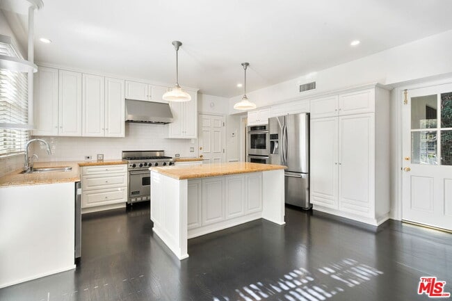 Building Photo - 10521 Rocca Pl