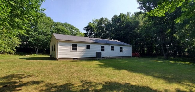 Building Photo - 4 Bedroom Parsonage Property 1 Mile to Fra...