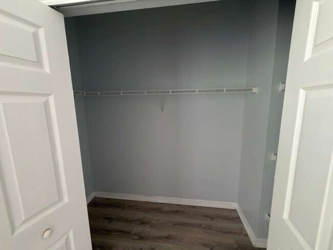 Building Photo - Beautiful 2BR/2.5BA Condo with Resort-Style Amenities