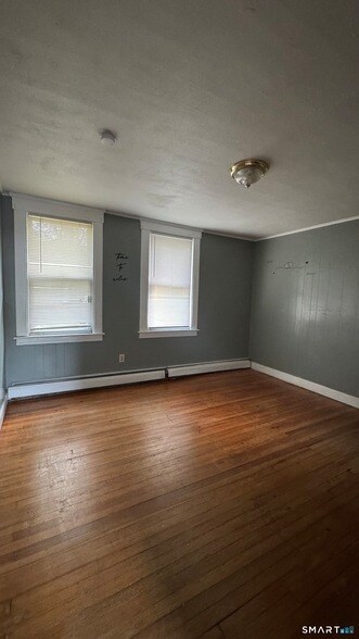 Building Photo - 58 Woolsey St