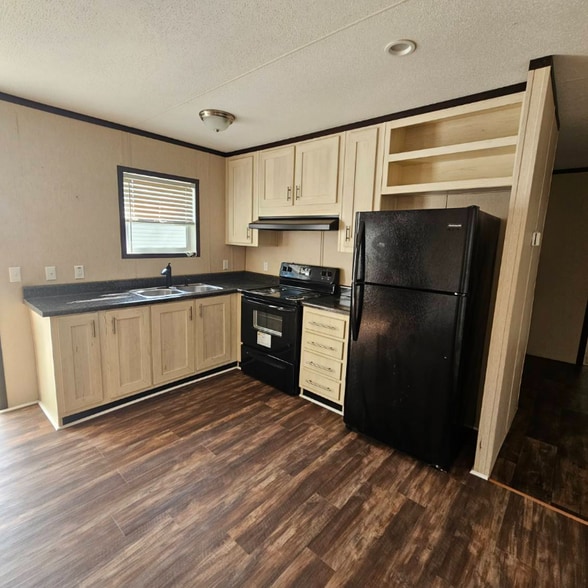 Building Photo - 2764 TX-327