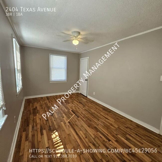 Building Photo - 2404 Texas Ave