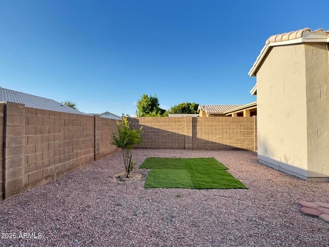 Building Photo - 22366 N 68th Dr