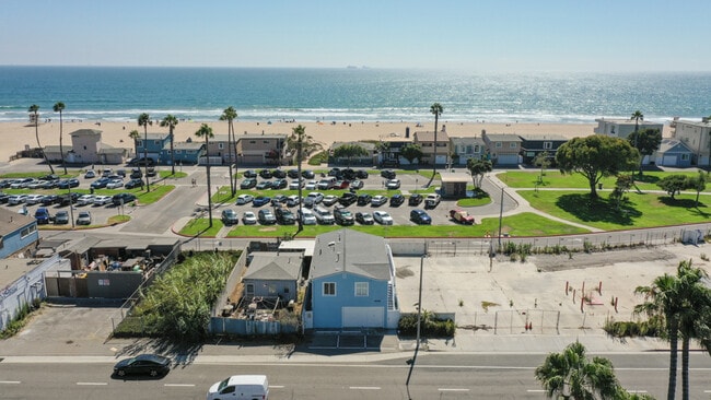 Building Photo - 17165 Pacific Coast Hwy