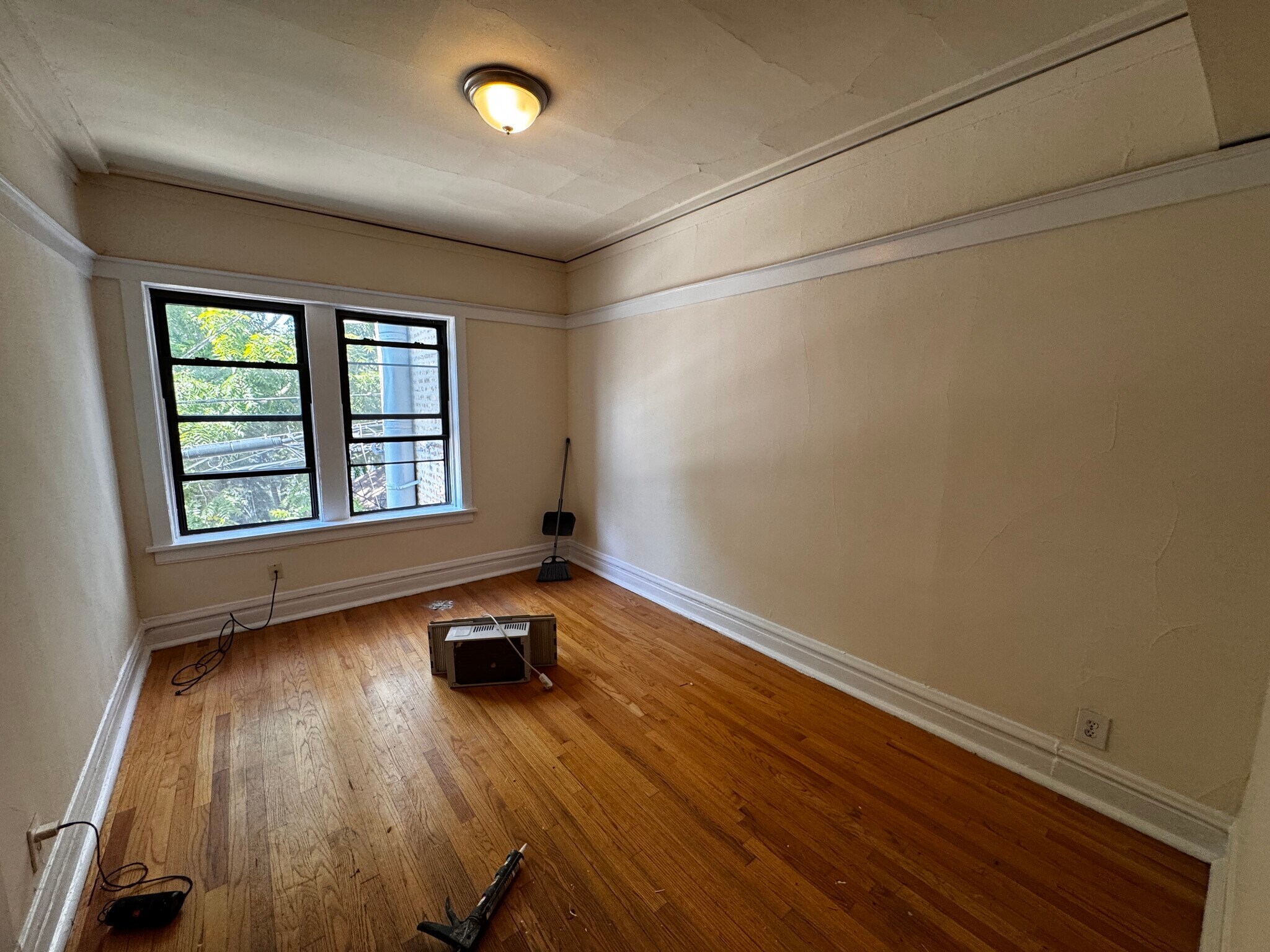Building Photo - 2530 N Kedzie Blvd