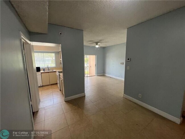 Building Photo - 840 Cypress Park Way