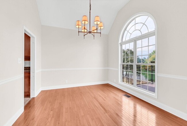 Building Photo - 277 Cullom Way