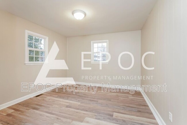 Building Photo - 2943 Broadbay Dr