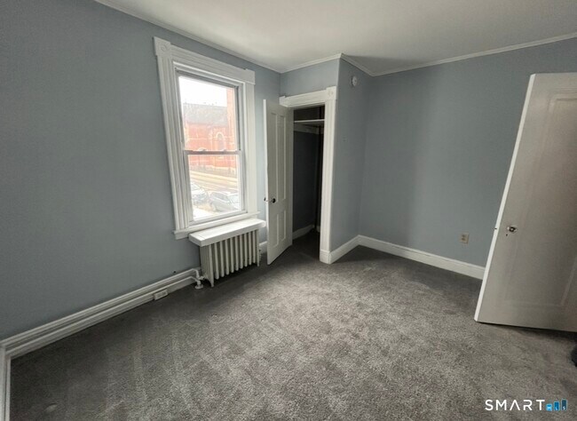 Building Photo - 17 Congress Ave