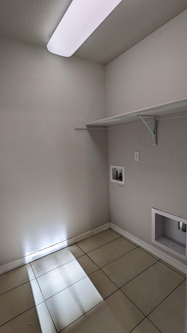 Building Photo - FOUR BED/3 BATH PRAIRIE STYLE HOME WITH GOURMET KITCHEN IN CORDERA NEIGHBORHOOD!