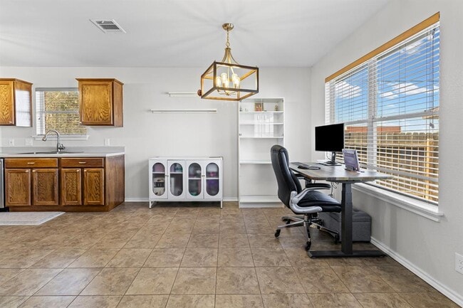 Building Photo - 1318 Settlers Valley Dr