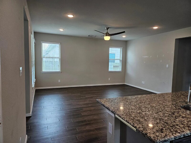 Building Photo - 7811 Tindarey Maple Trace