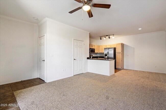 Building Photo - 7009 E Acoma Dr