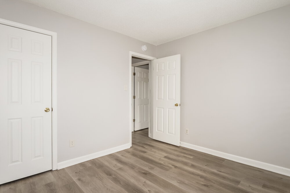 Building Photo - 6888 Skylar Mill Ave