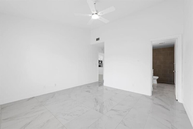 Building Photo - 8580 NW 32nd St