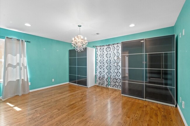 Building Photo - 1526 Adkins Rd