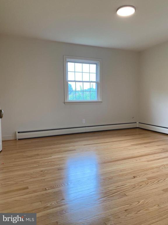 Building Photo - 300 Claiborne Ave