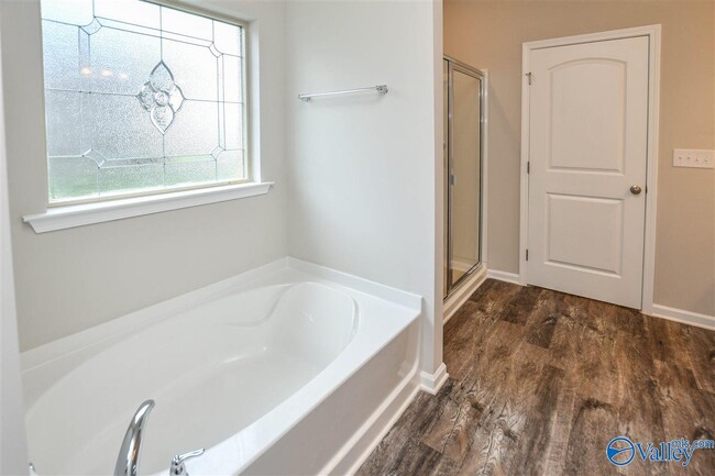 Building Photo - 110 Delilah Ln