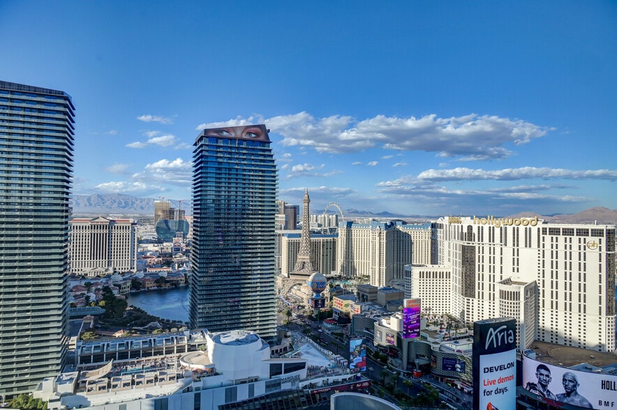 Building Photo - 3726 Las Vegas Blvd S
