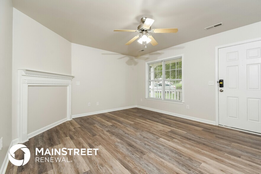 Building Photo - 5934 Bluestem Cir