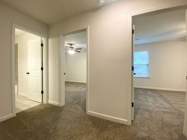 Building Photo - 4 bed, 3 bath built in 2021 in Somerville