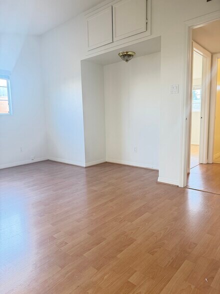 Building Photo - 20622 Archwood St