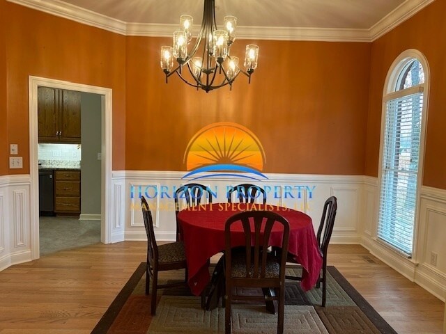 Building Photo - 127 Phantom Dr