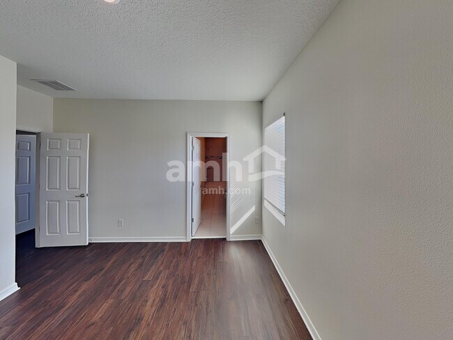 Building Photo - 5405 Manchester Dr